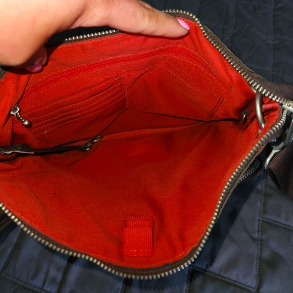 Baggallini crossbody bag - Picture 6 of 10